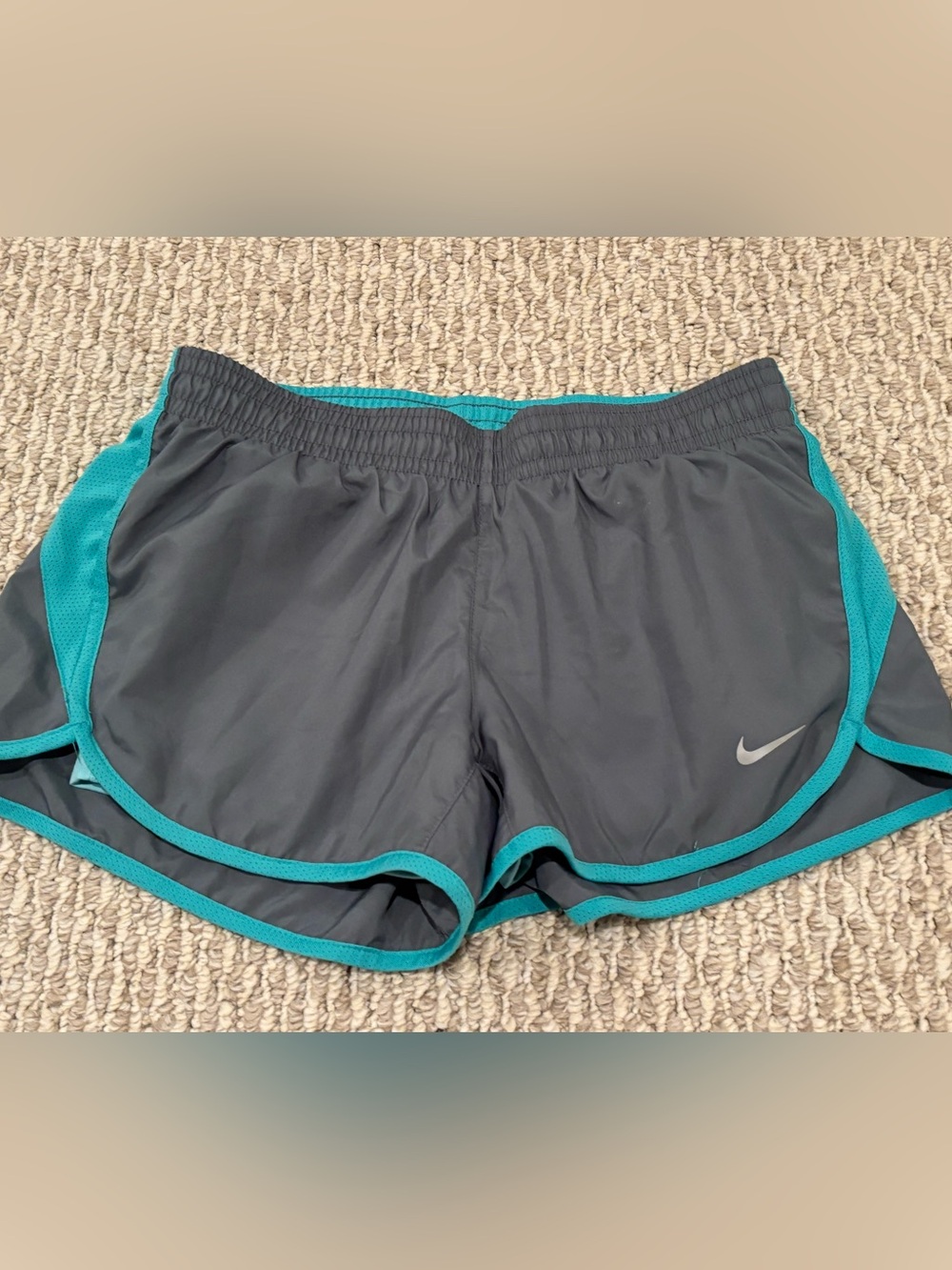 Nike Dri-Fit Women’s Small Charcoal Gray Athletic Shorts Running Teal Trim Lined